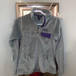 gray patagonia zip up